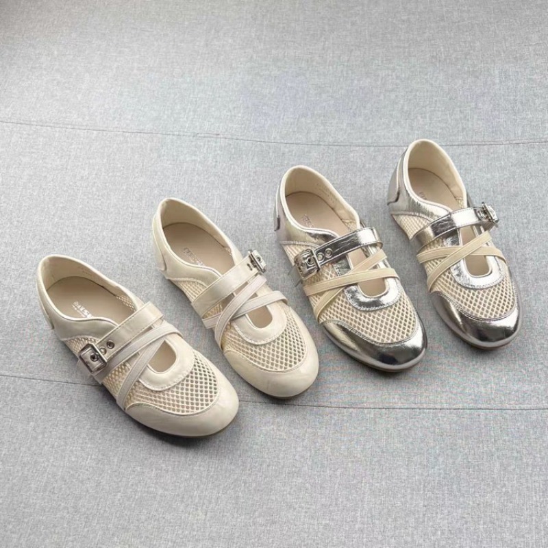Women Shoes Size - Nieuwe gevlochten holle sneakers met gesp,