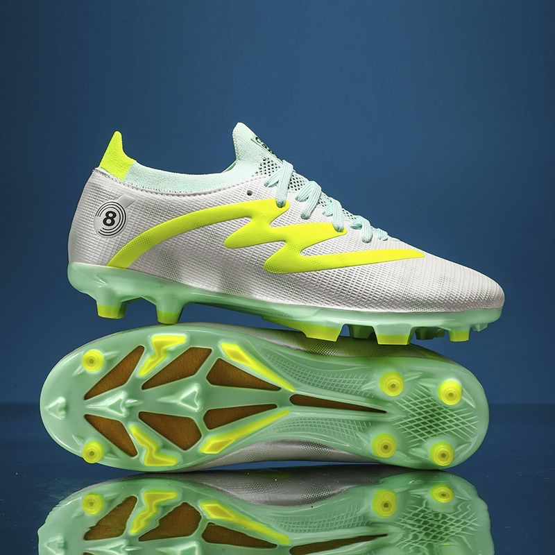 Klassieke merkvoetbalschoenen  - Women'S Shoes Vs Men'S Size recensie en prijs