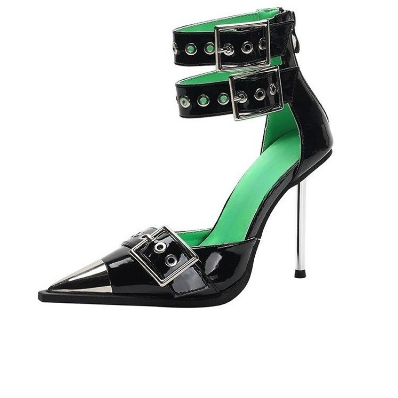 Superhoge hak metalen puntige  - Platform Mule Heel recensie en prijs